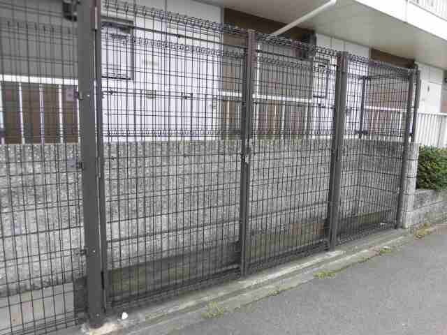 物件内観写真26　(ゴミ置き場)