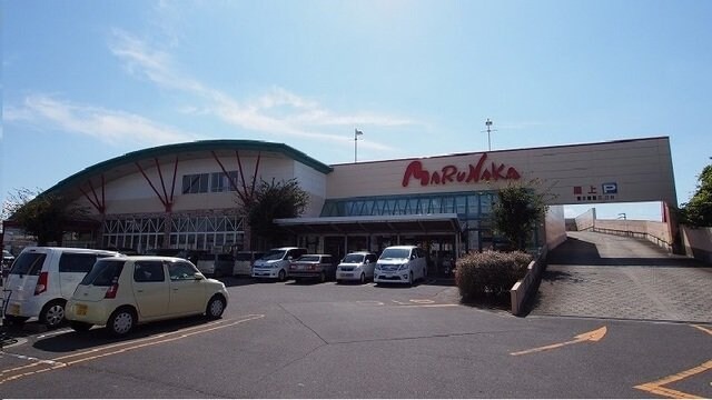 物件外観写真3　(マルナカ仏生山店まで1100m)