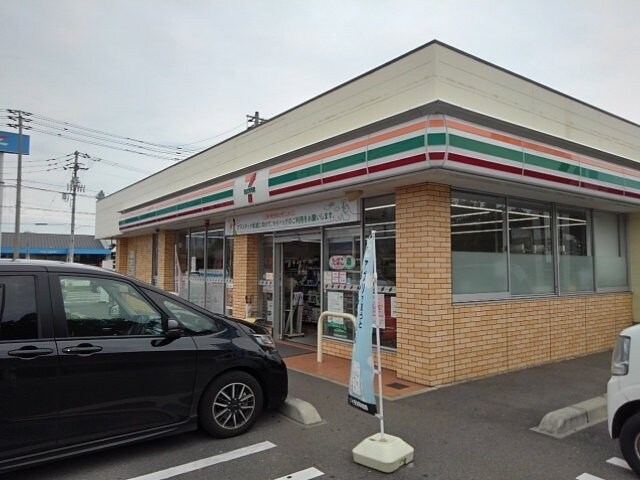 物件外観写真3　(セブンイレブン坂出北インター店まで400m)