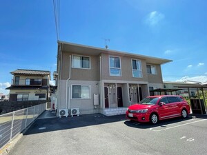 ルーラル タウン B棟外観写真