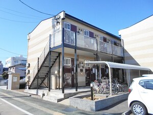 レオパレスフクオカ外観写真