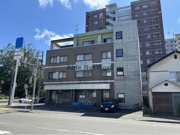 牧野ビルの物件外観写真