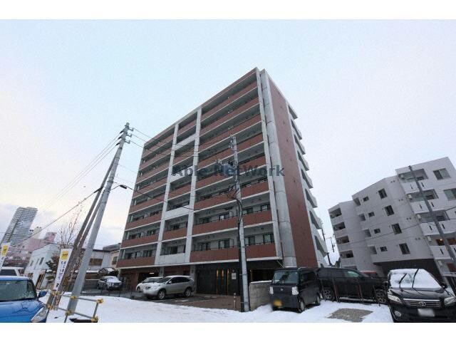ラクラス札幌北７条の物件外観写真