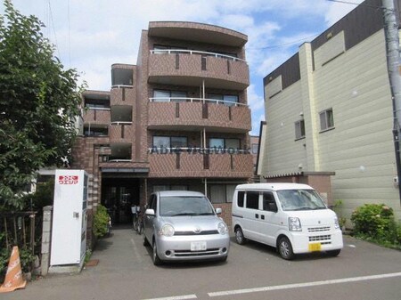ラフィナート北18条外観写真