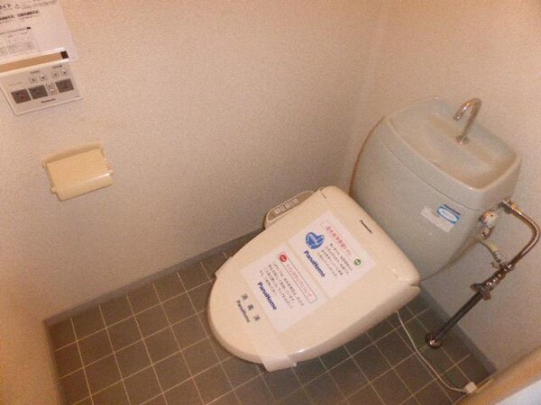 トイレ(トイレ)