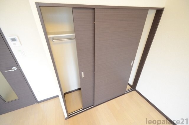 物件内観写真10　(備品や設備仕様は号室等により異なります現地をご確認下さい。　)