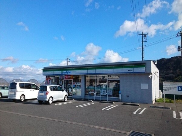 周辺環境(ファミリーマート　倉敷片島店まで500m)