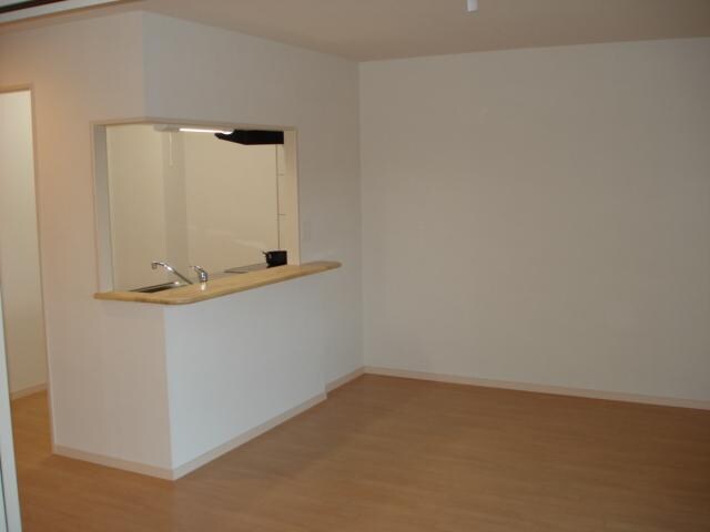 物件内観写真12　(リビング)