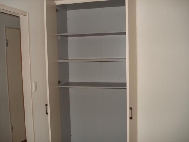 物件内観写真16　(クローゼット)