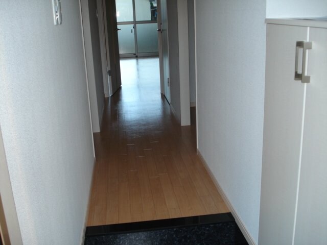 物件内観写真20　(玄関)