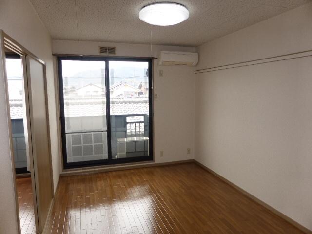 物件内観写真7　(リビング)