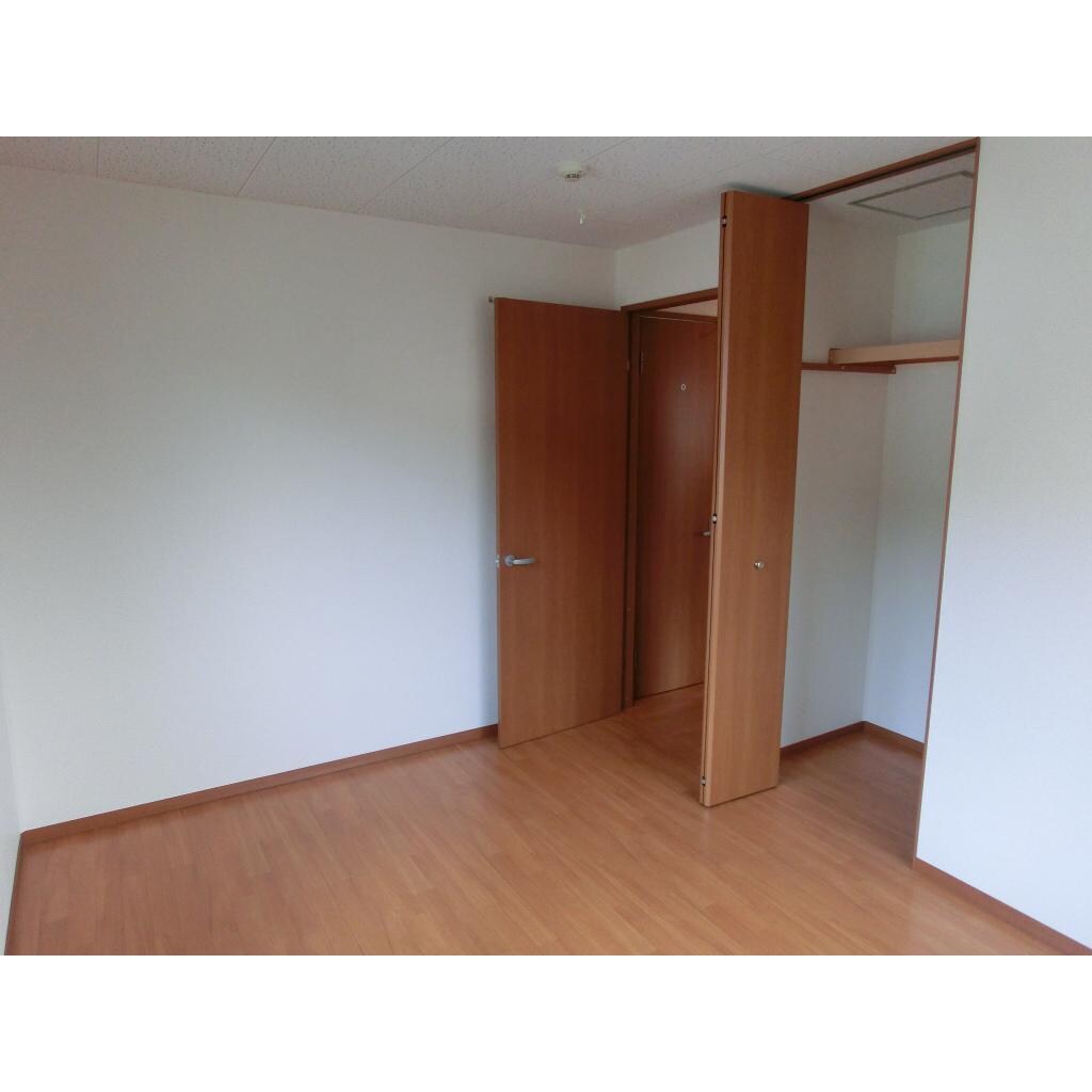 物件内観写真7　(洋室)