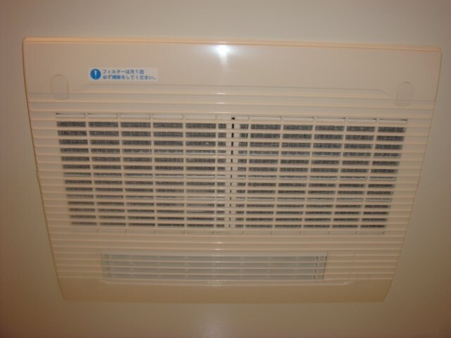 物件内観写真11　(浴室乾燥機)