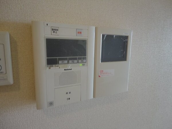 建物設備(インターホン)