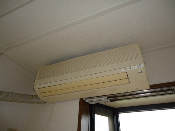 建物設備(エアコン)