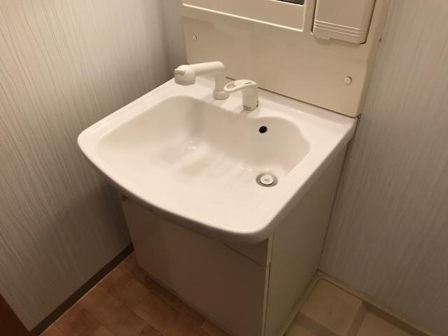 物件内観写真14　(洗髪洗面化粧台)