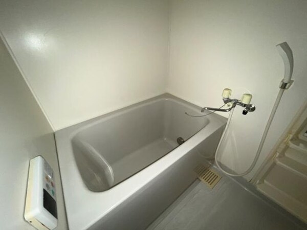 浴室(バス／シャワールーム等)