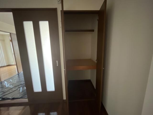 物件内観写真20　(廊下)