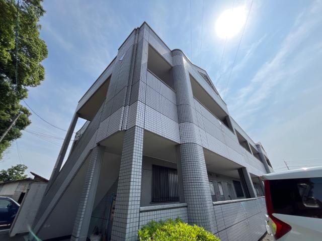 物件外観写真1　(外観写真（昼）)