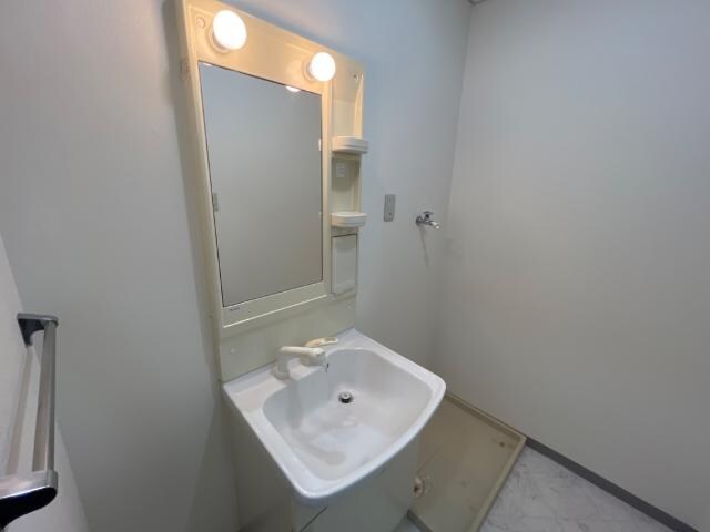 物件内観写真15　(洗面)