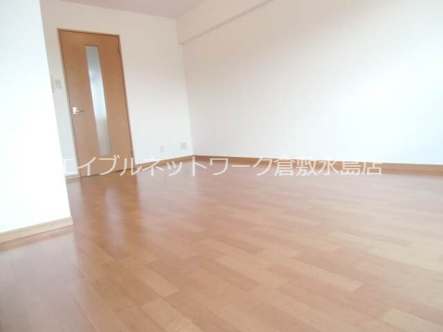 物件内観写真12　(寝室)