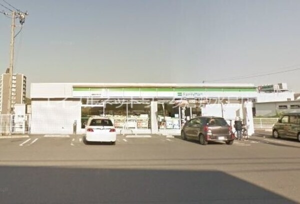 周辺環境(ファミリーマート倉敷西中新田店 781m)