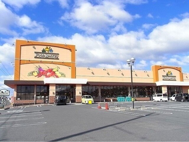 物件外観写真5　(ニシナ　連島中央店まで550m)