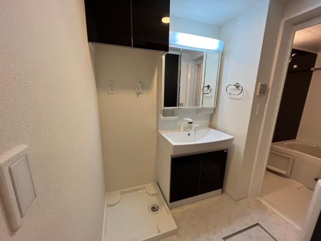 物件内観写真16　(洗面)