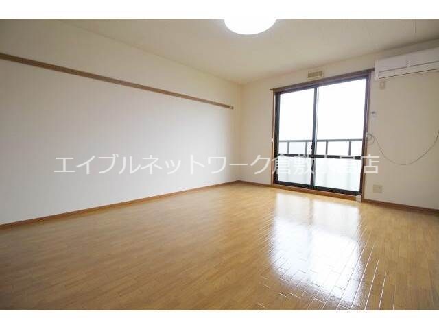 物件内観写真10　(洋室)