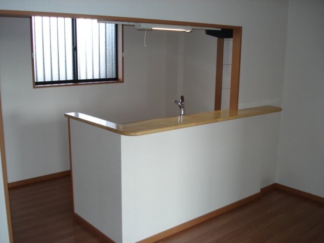 物件内観写真4　(キッチン)