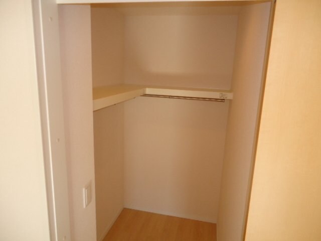 物件内観写真10　(ウォークインクローゼット)