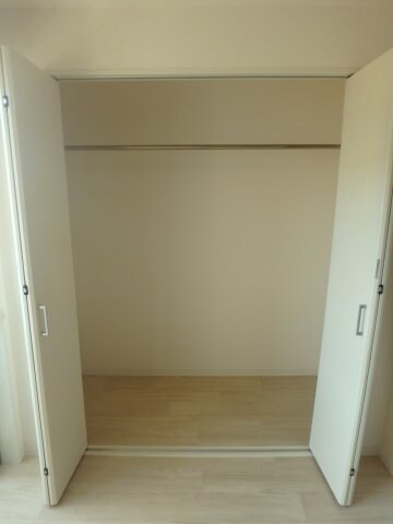 物件内観写真11　(松島　クレストウッド　1R+ロフト　クローゼット)