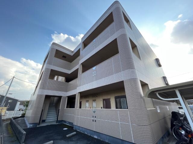 物件外観写真3　(外観写真（昼）)