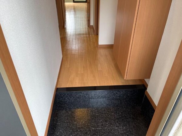 玄関(玄関)