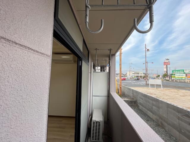 物件内観写真27　(ベランダ)