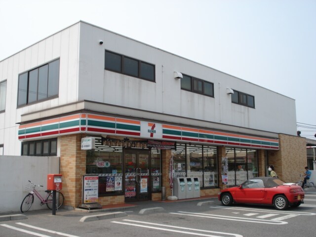 物件外観写真5　(セブンイレブン倉敷水島明神店まで677ｍ)