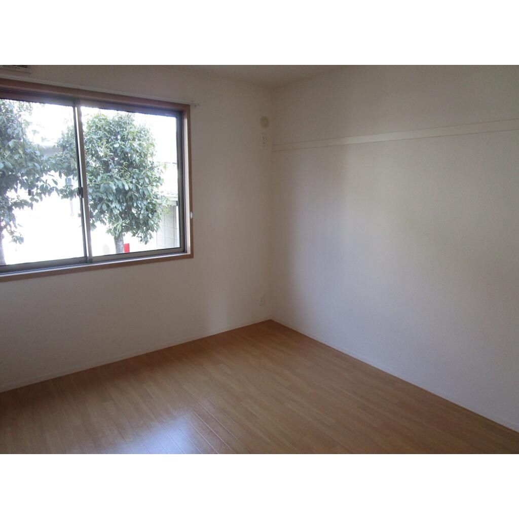 物件内観写真9　(洋室)