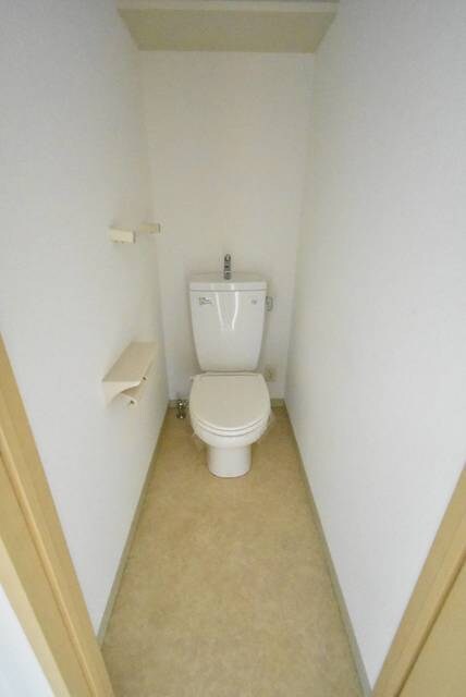 物件内観写真9　(ハローズ中庄店 210m)