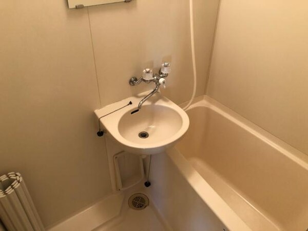 浴室(バス／シャワールーム等)