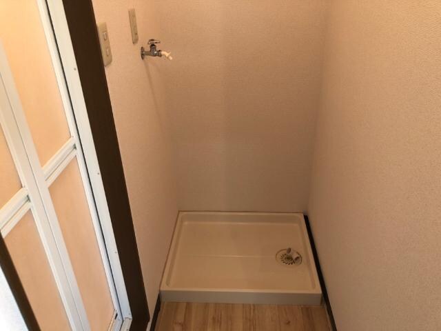 物件内観写真20　(洗濯機置場)