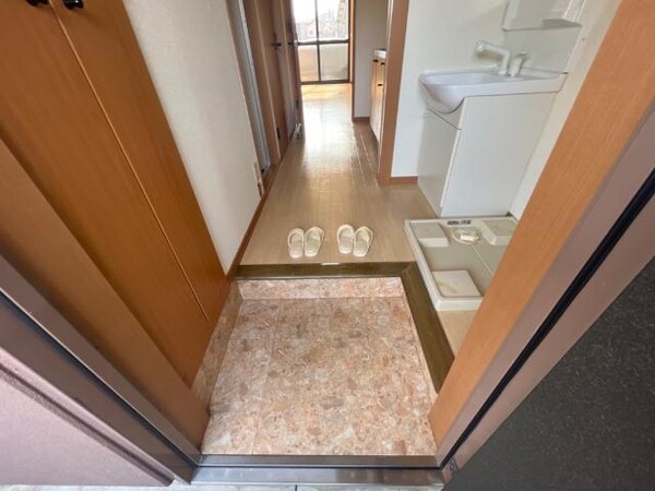 玄関(玄関)