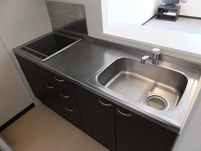 物件内観写真8　(備品や設備仕様は号室等により異なります現地をご確認下さい。)