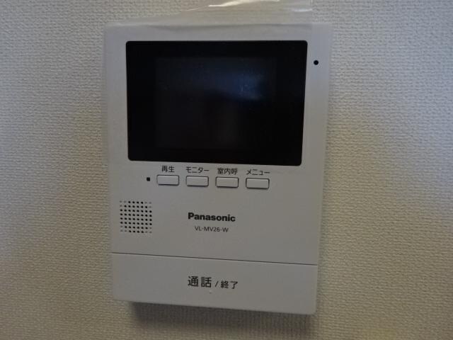 物件内観写真14　(カメラ付きインターホン)