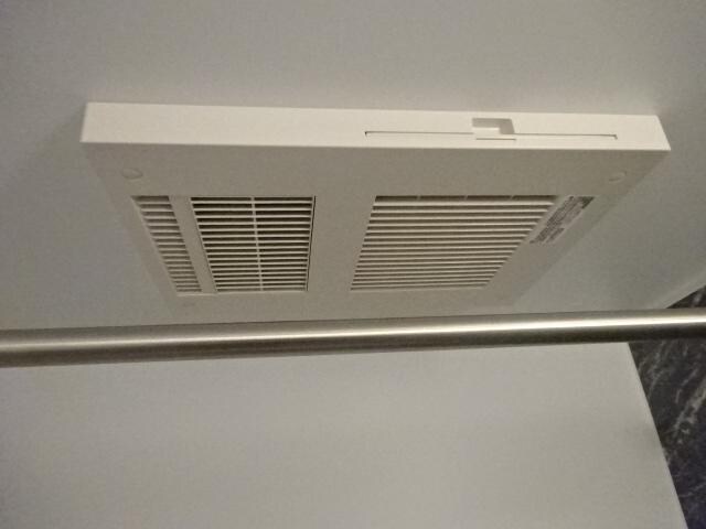 物件内観写真21　(浴室換気乾燥機)