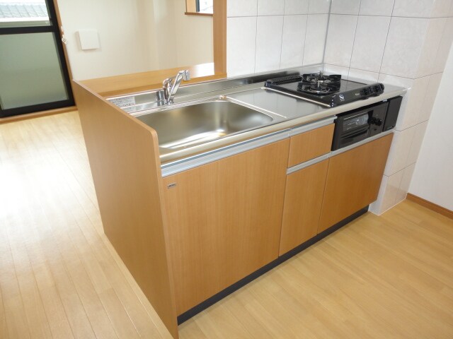 物件内観写真9　(カウンターキッチン)