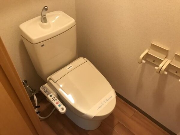 トイレ(トイレ)