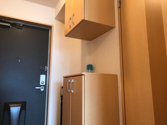 物件内観写真14　(下駄箱)
