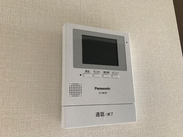 物件内観写真15　(カメラ付インターホン)