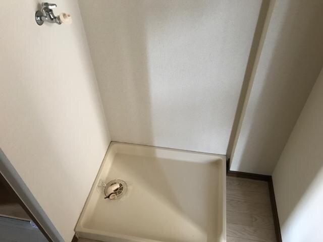 物件内観写真25　(洗濯機置場)