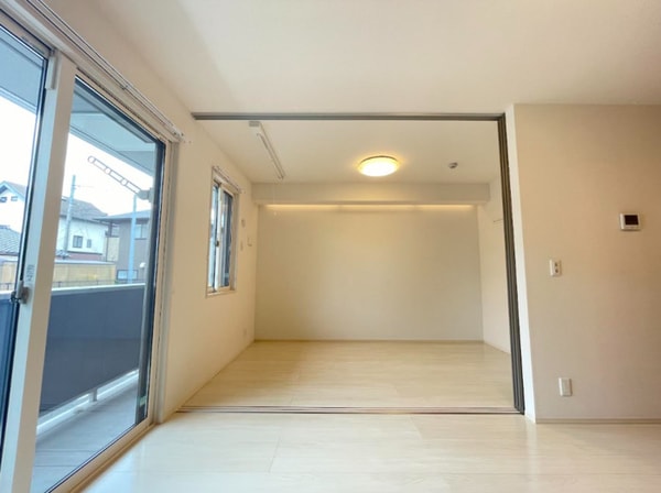 内装他(建物外観)